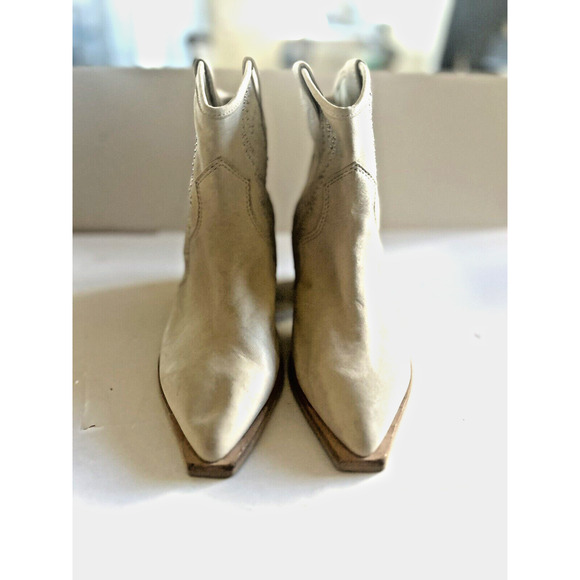 DOLCE VITA Point Toe Block Heel Fx Suede Western Ankle Booties Ivory Cream Sz 6 - Picture 2 of 13